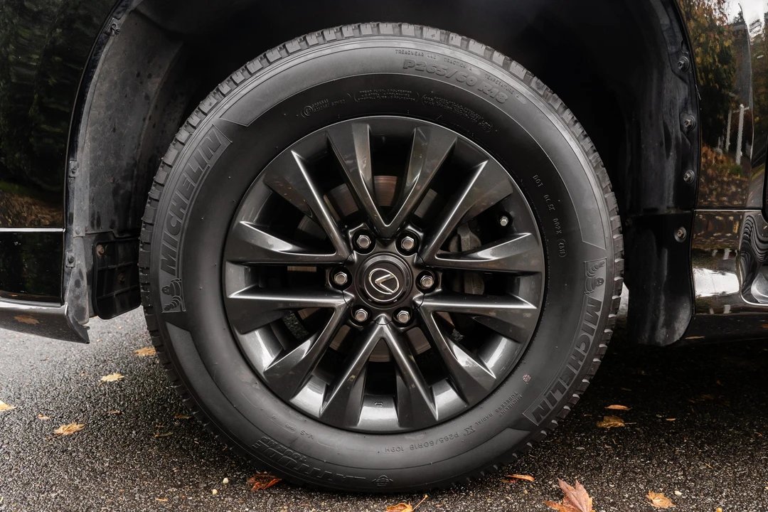 2020 Lexus GX 2nd Gen - Image 11 of 31