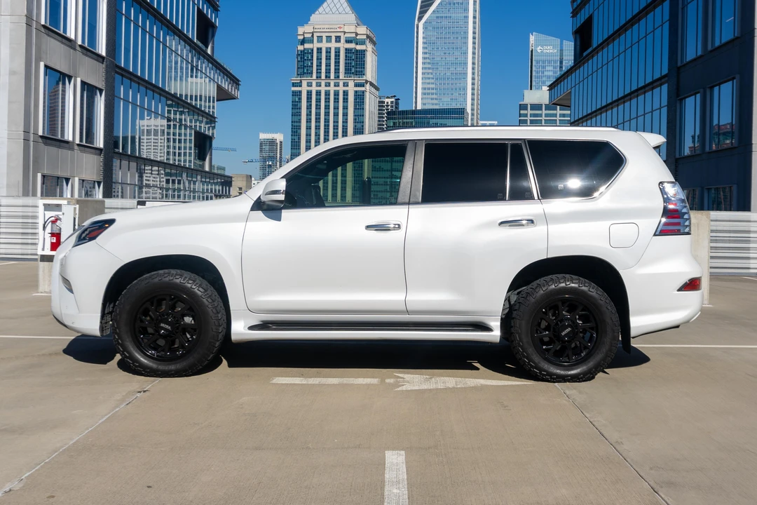 2020 Lexus GX 2nd Gen - Image 3 of 31