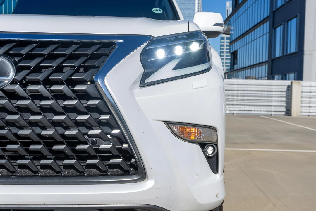 2020 Lexus GX 2nd Gen - Image 17 of 31
