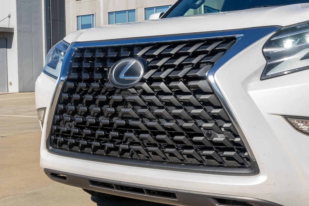 2020 Lexus GX 2nd Gen - Image 18 of 31