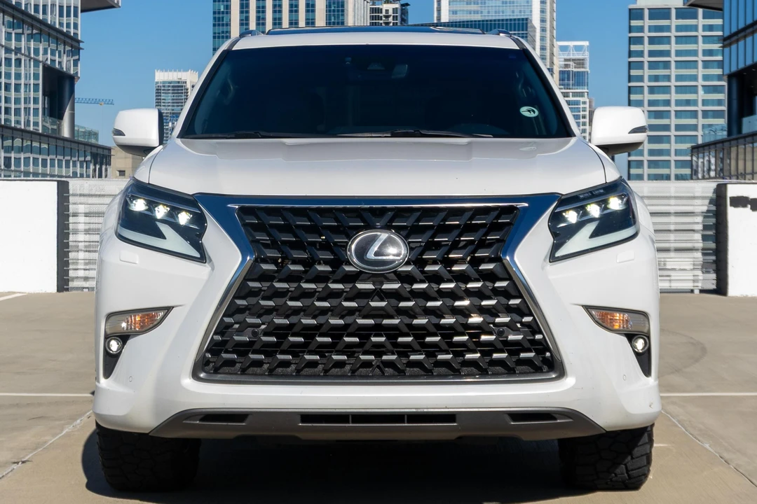 2020 Lexus GX 2nd Gen - Image 2 of 31