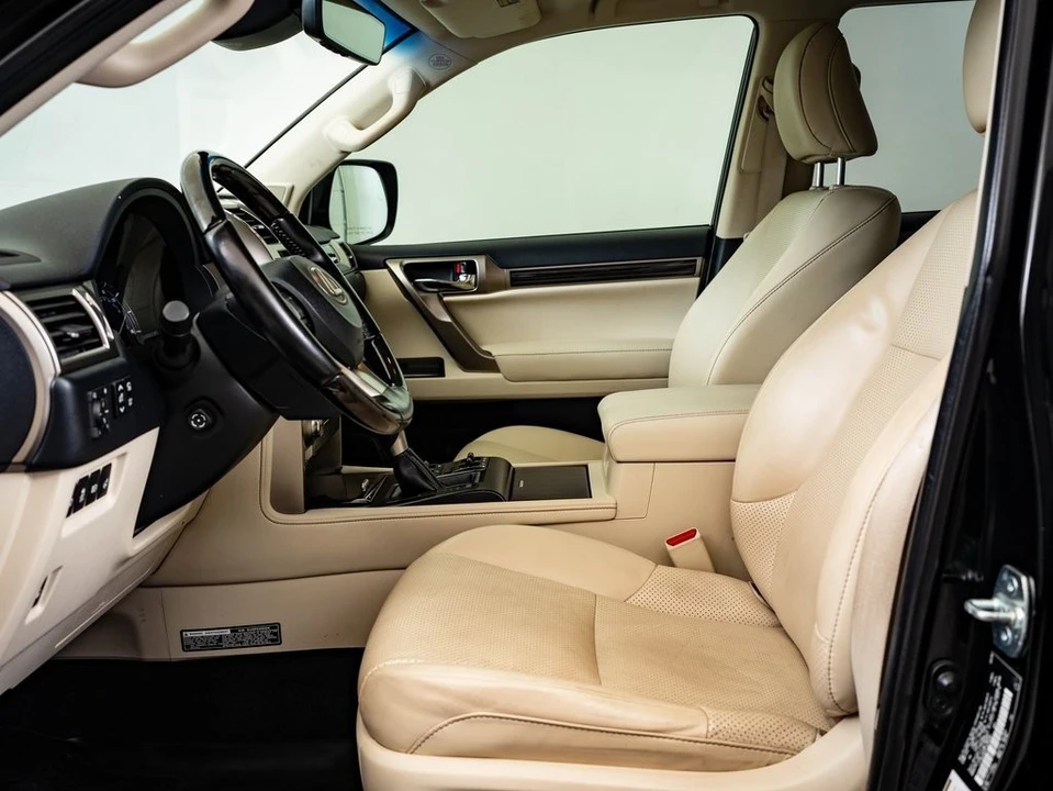 2020 Lexus GX 2nd Gen - Image 19 of 21
