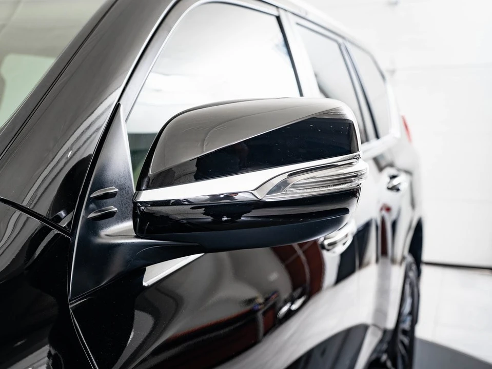 2020 Lexus GX 2nd Gen - Image 15 of 21
