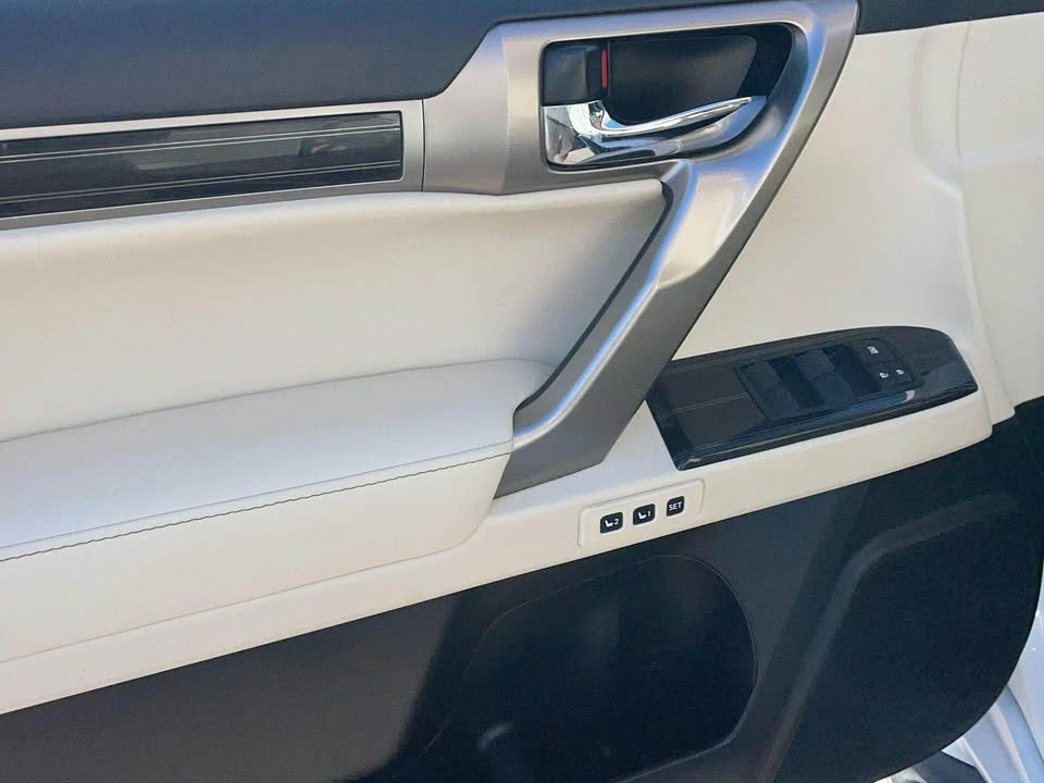 2020 Lexus GX 2nd Gen - Image 18 of 20