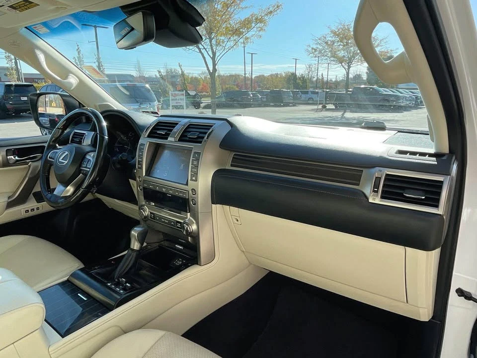 2020 Lexus GX 2nd Gen - Image 16 of 20