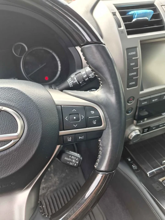 2020 Lexus GX 2nd Gen - Image 9 of 16