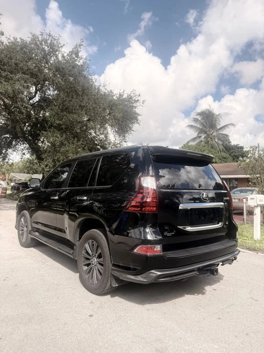 2020 Lexus GX 2nd Gen - Image 4 of 8
