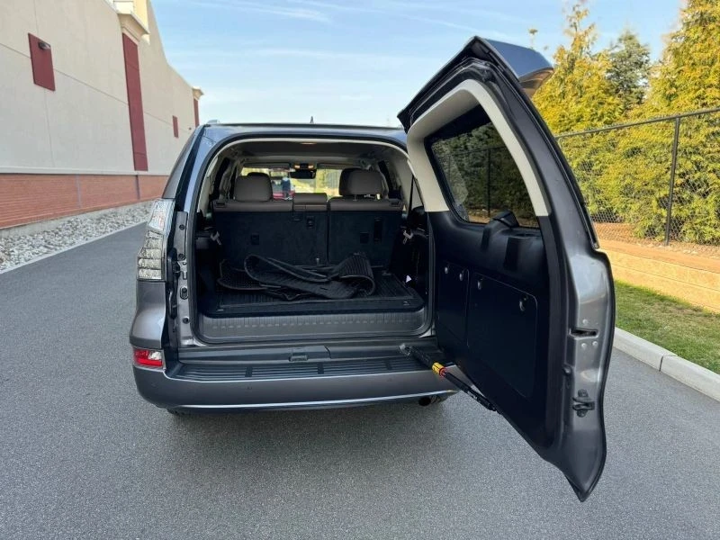 2020 Lexus GX 2nd Gen - Image 11 of 12