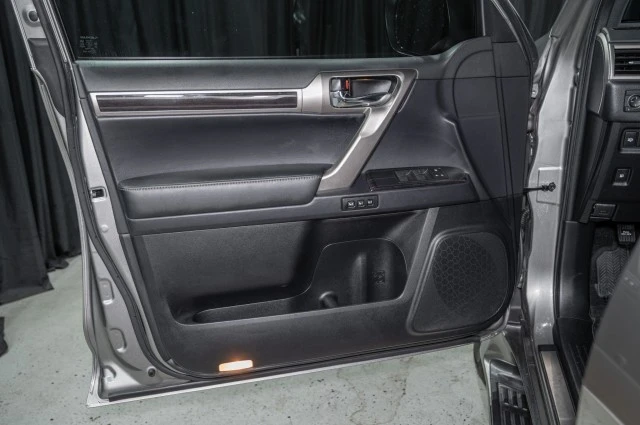 2020 Lexus GX 2nd Gen - Image 9 of 12