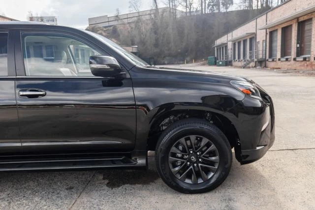 2020 Lexus GX 2nd Gen - Image 11 of 21