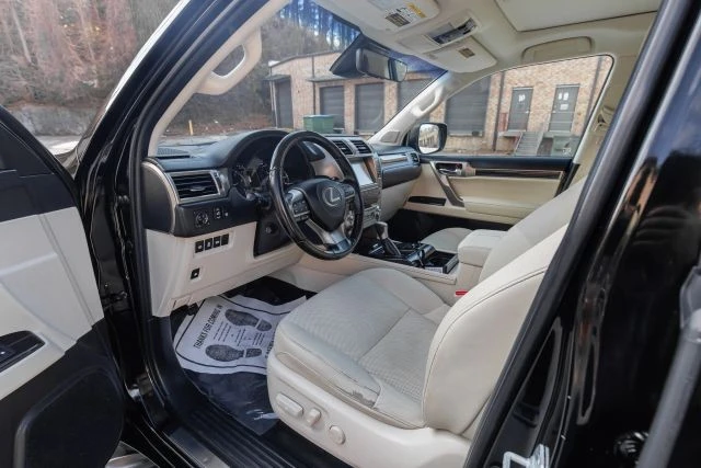 2020 Lexus GX 2nd Gen - Image 17 of 21