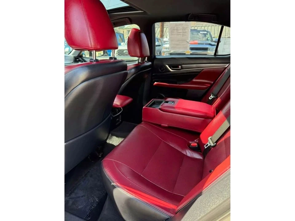 2020 Lexus GS 4th Gen - Image 4 of 10