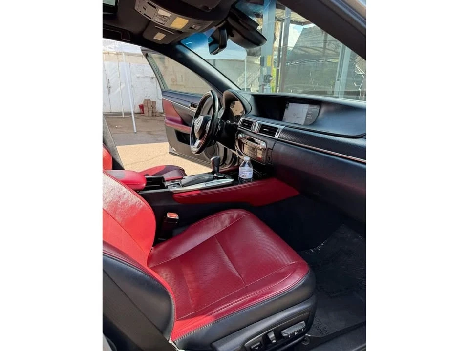 2020 Lexus GS 4th Gen - Image 8 of 10
