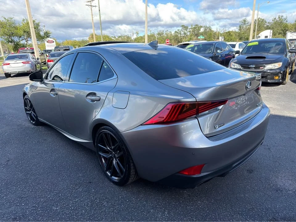 2020 Lexus IS 3rd Gen - Image 5 of 15