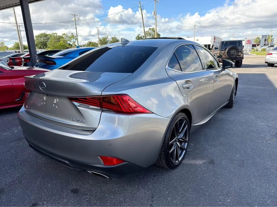 2020 Lexus IS 3rd Gen - Image 4 of 15