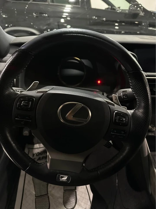 2020 Lexus IS 3rd Gen - Image 6 of 8