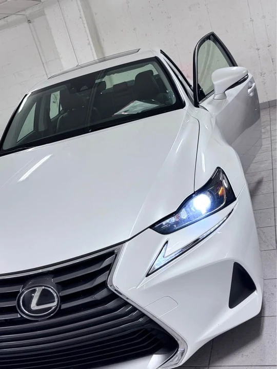2020 Lexus IS 3rd Gen - Image 7 of 8
