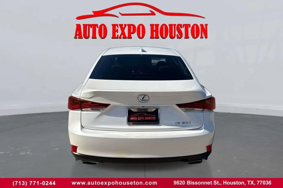 2020 Lexus IS 3rd Gen - Image 5 of 19