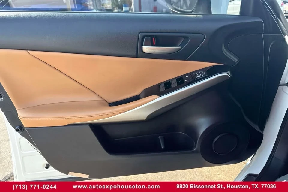 2020 Lexus IS 3rd Gen - Image 9 of 19