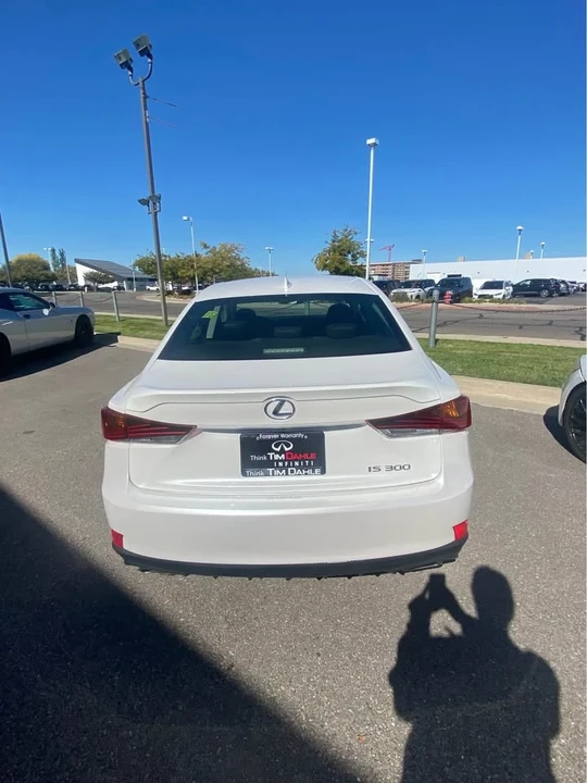 2020 Lexus IS 3rd Gen - Image 2 of 6