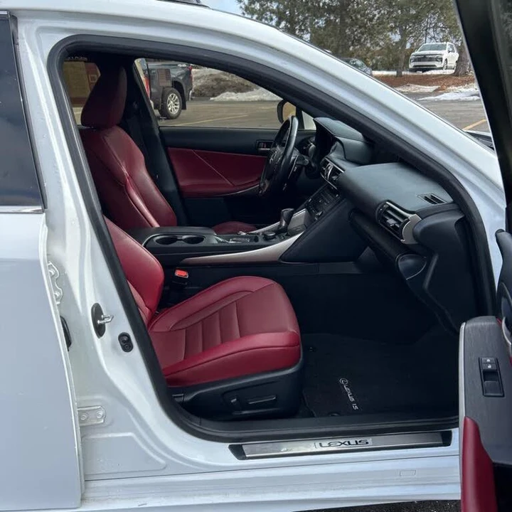 2020 Lexus IS 3rd Gen - Image 4 of 7