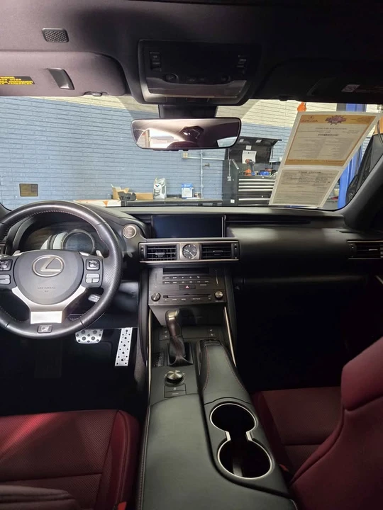 2020 Lexus IS 3rd Gen - Image 4 of 5