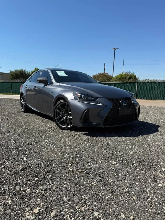2020 Lexus IS 3rd Gen - Image 3 of 11