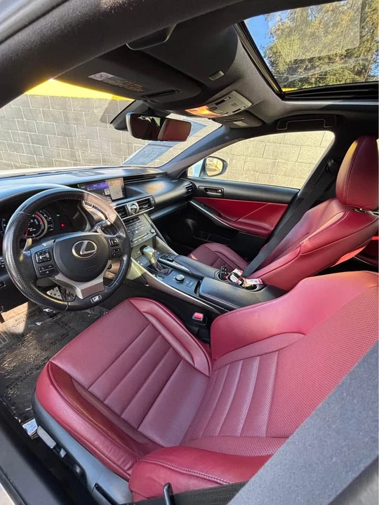 2020 Lexus IS 3rd Gen - Image 4 of 9