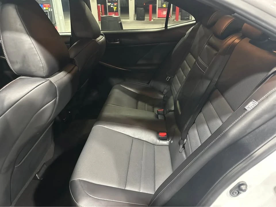2020 Lexus IS 3rd Gen - Image 12 of 20