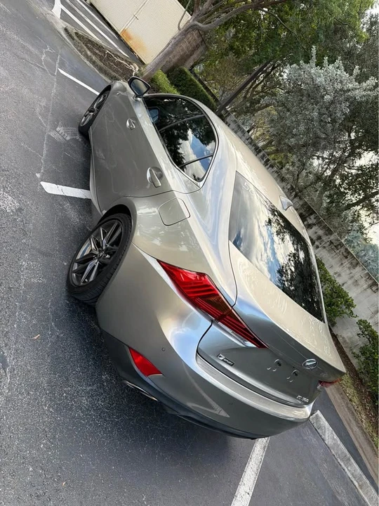 2020 Lexus IS 3rd Gen - Image 7 of 9