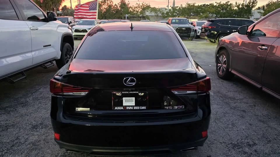 2020 Lexus IS 3rd Gen - Image 3 of 9