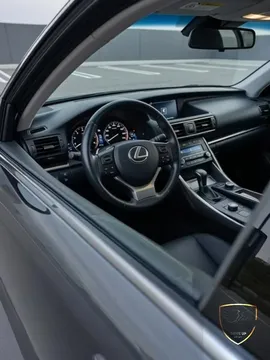 2020 Lexus IS 300
