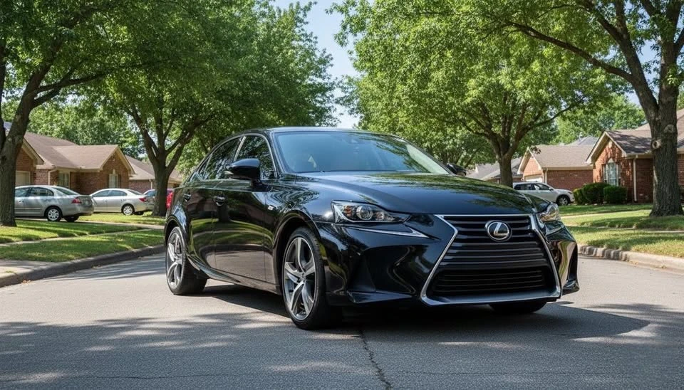 2020 Lexus IS 3rd Gen - Image 4 of 17