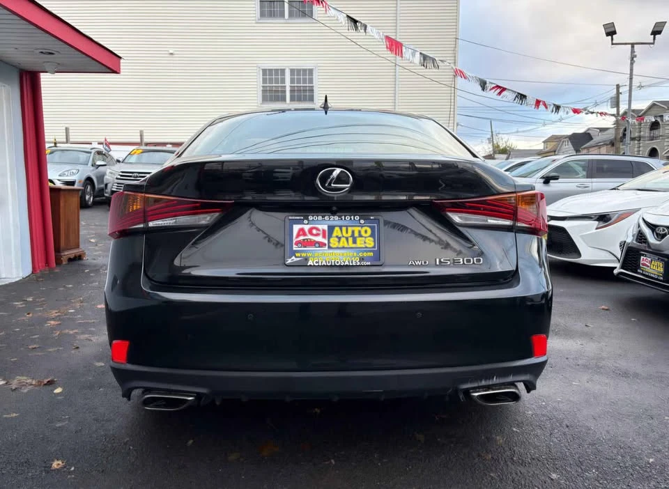 2020 Lexus IS 3rd Gen - Image 4 of 14
