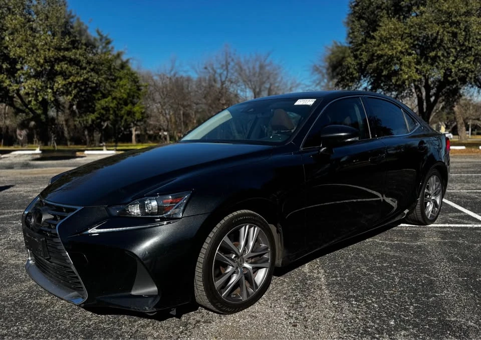 2020 Lexus IS 3rd Gen - Image 2 of 15