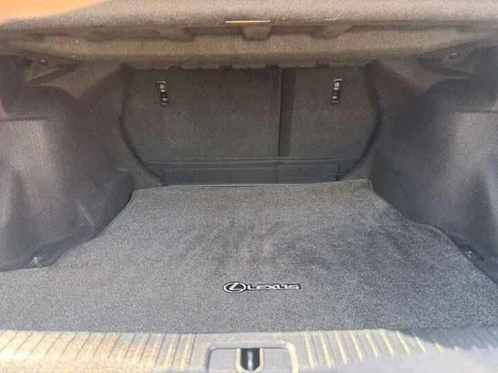 2020 Lexus IS 3rd Gen - Image 6 of 8
