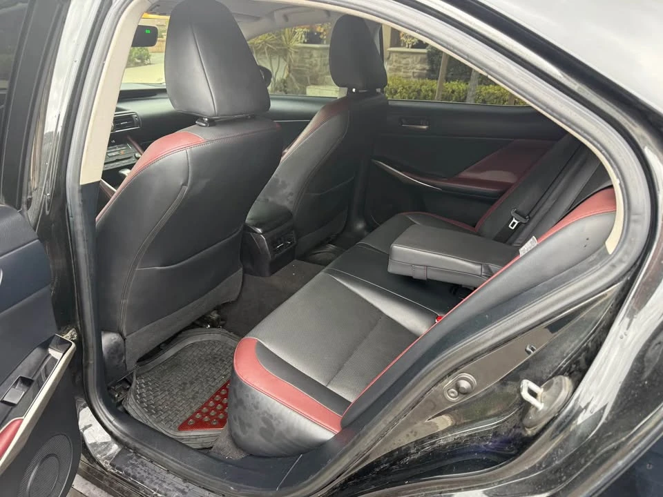 2020 Lexus IS 3rd Gen - Image 13 of 19