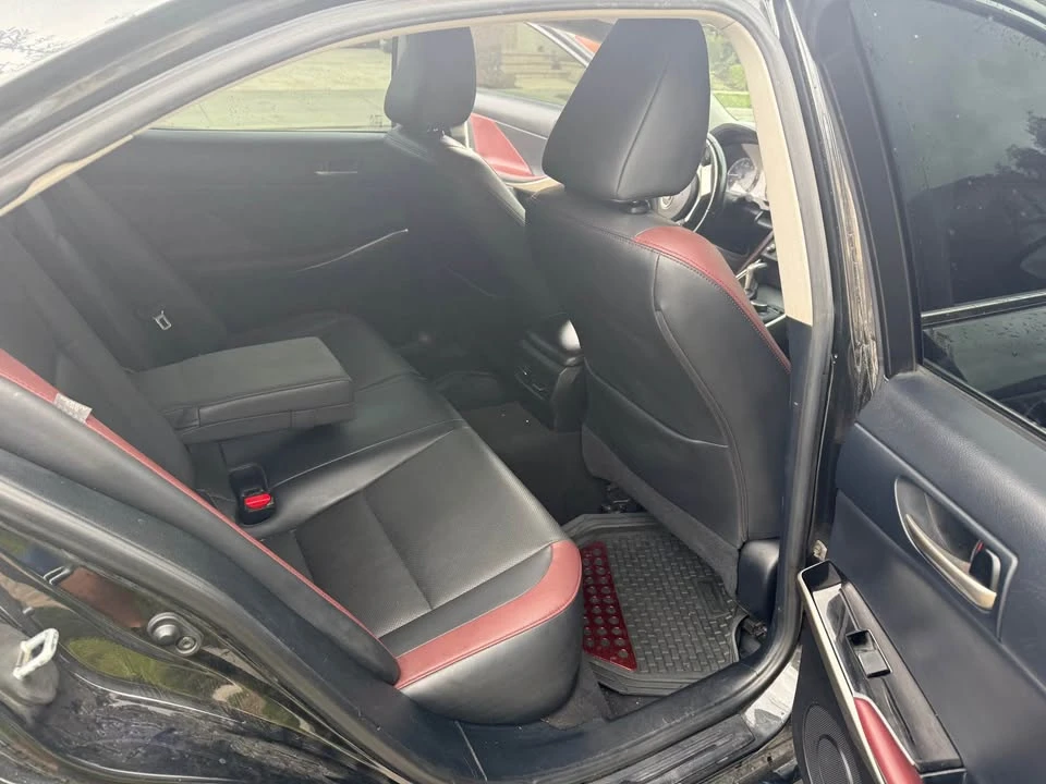 2020 Lexus IS 3rd Gen - Image 11 of 19
