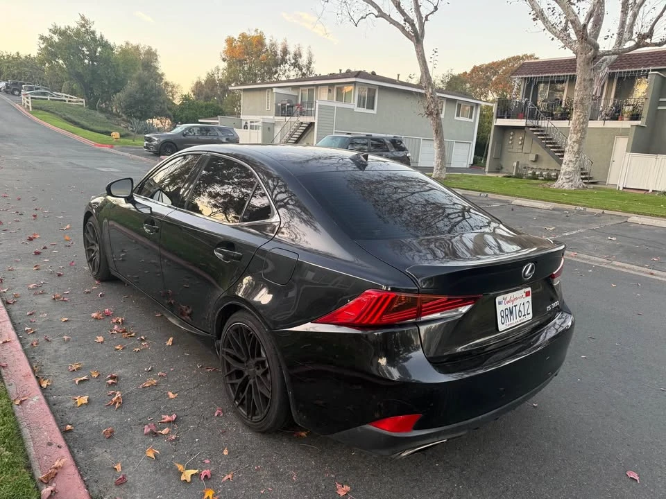 2020 Lexus IS 3rd Gen - Image 4 of 19
