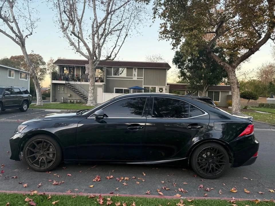 2020 Lexus IS 3rd Gen - Image 3 of 19