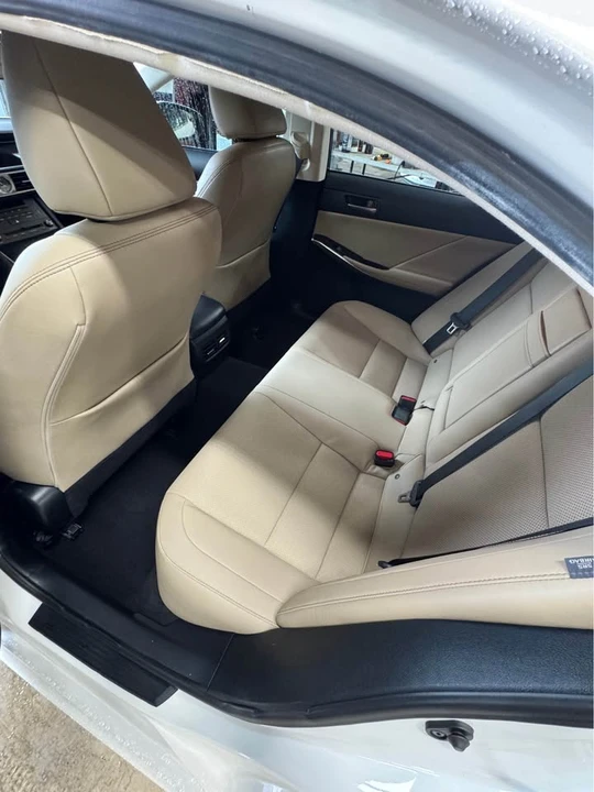 2020 Lexus IS 3rd Gen - Image 4 of 8