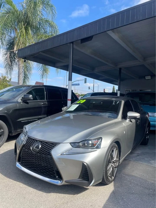 2020 Lexus IS 3rd Gen - Image 2 of 3