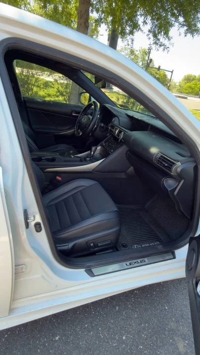 2020 Lexus IS 3rd Gen - Image 7 of 13