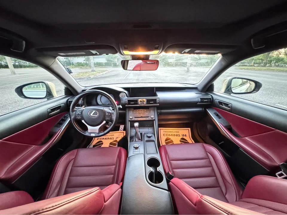 2020 Lexus IS 3rd Gen - Image 9 of 20