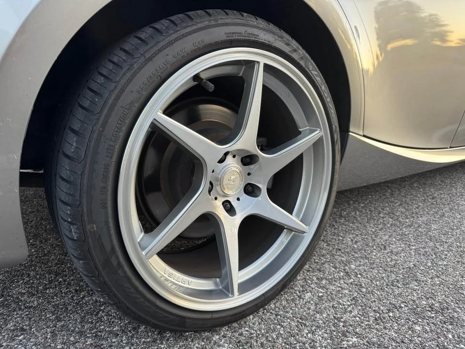 2020 Lexus IS 3rd Gen - Image 17 of 20
