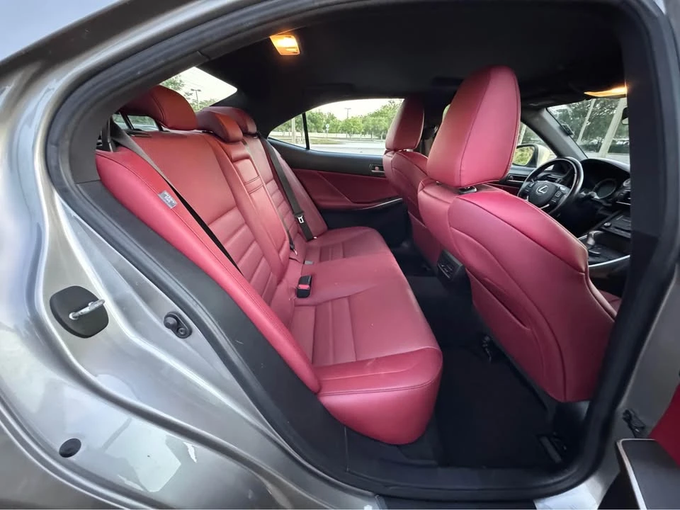 2020 Lexus IS 3rd Gen - Image 11 of 20