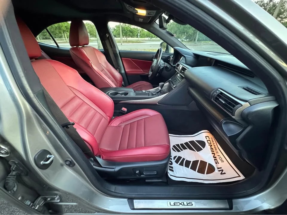 2020 Lexus IS 3rd Gen - Image 8 of 20