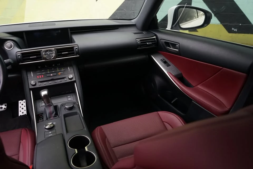 2020 Lexus IS 3rd Gen - Image 12 of 18