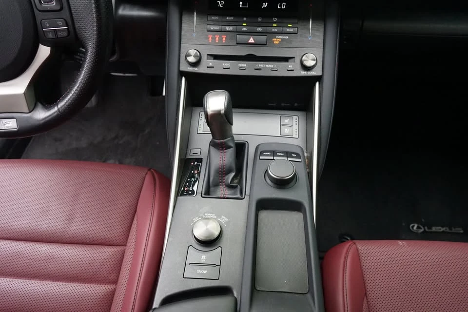 2020 Lexus IS 3rd Gen - Image 14 of 18