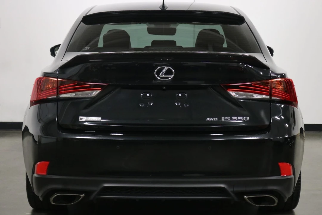2020 Lexus IS 3rd Gen - Image 8 of 12